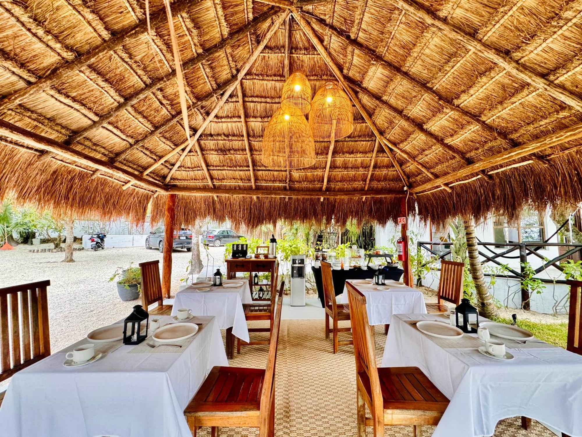 Hotel Azulea & - Lagoon Front (adults Only)