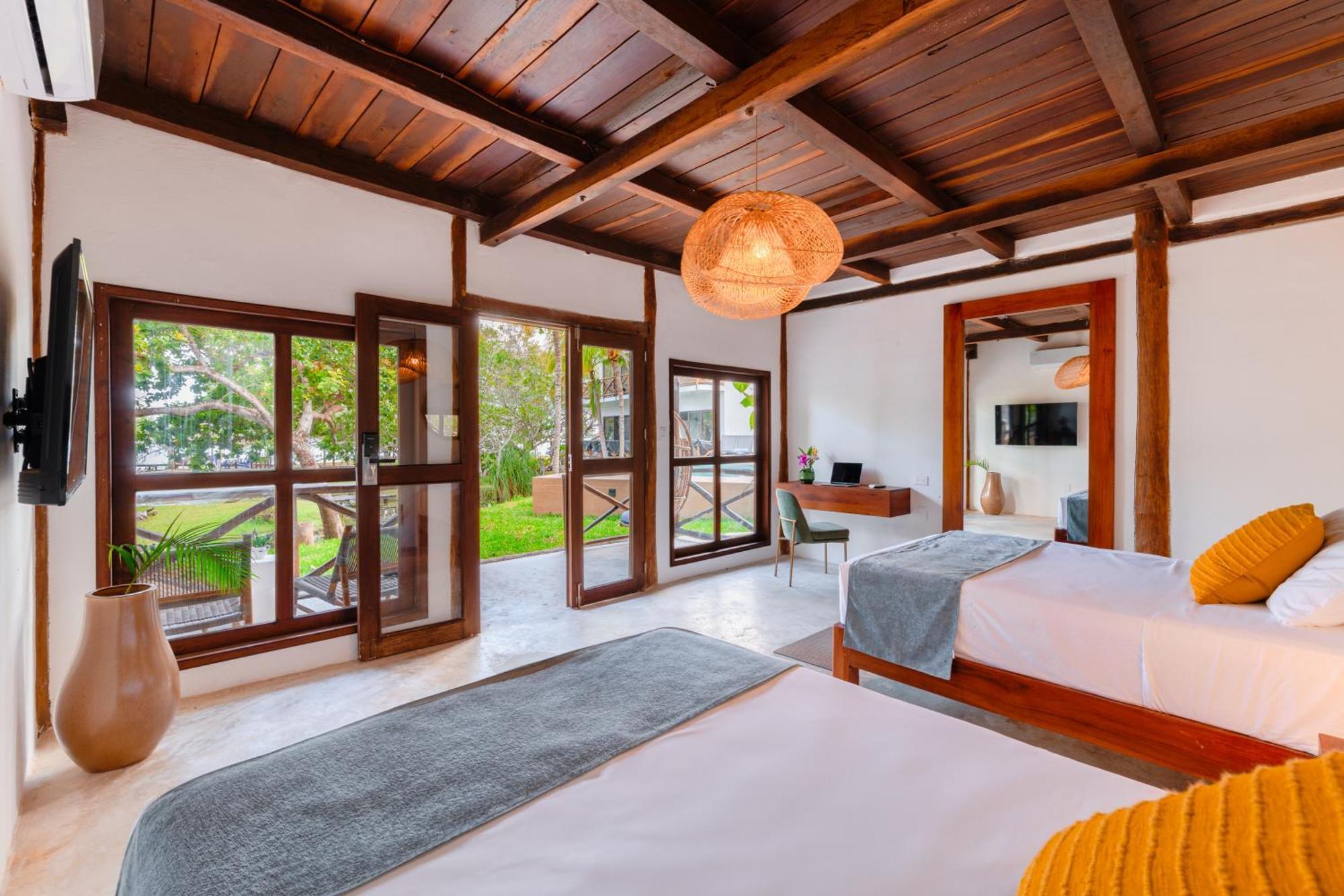 Azulea & - Lagoon Front (adults Only) Hotel