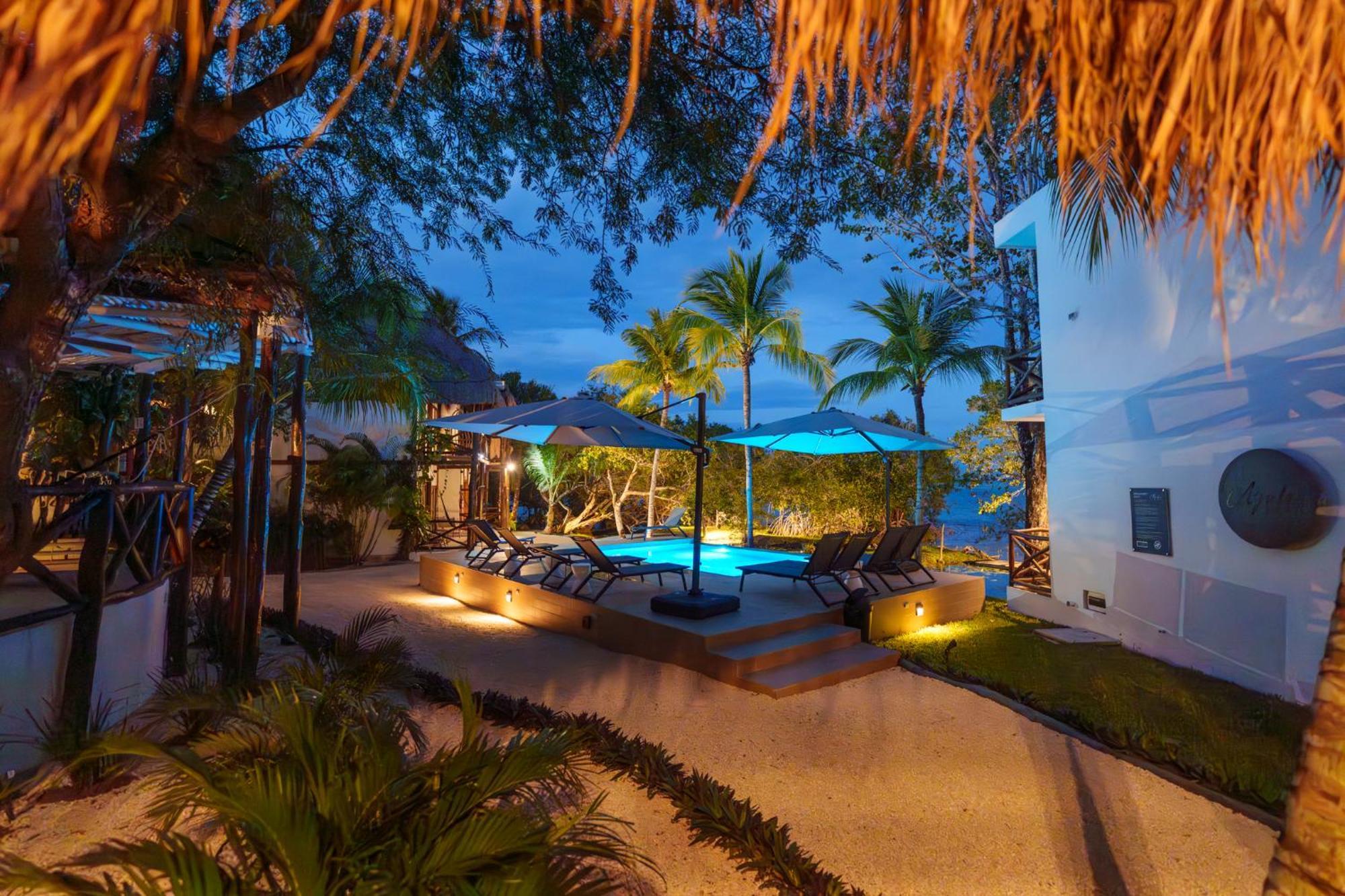 Azulea & - Lagoon Front (adults Only)