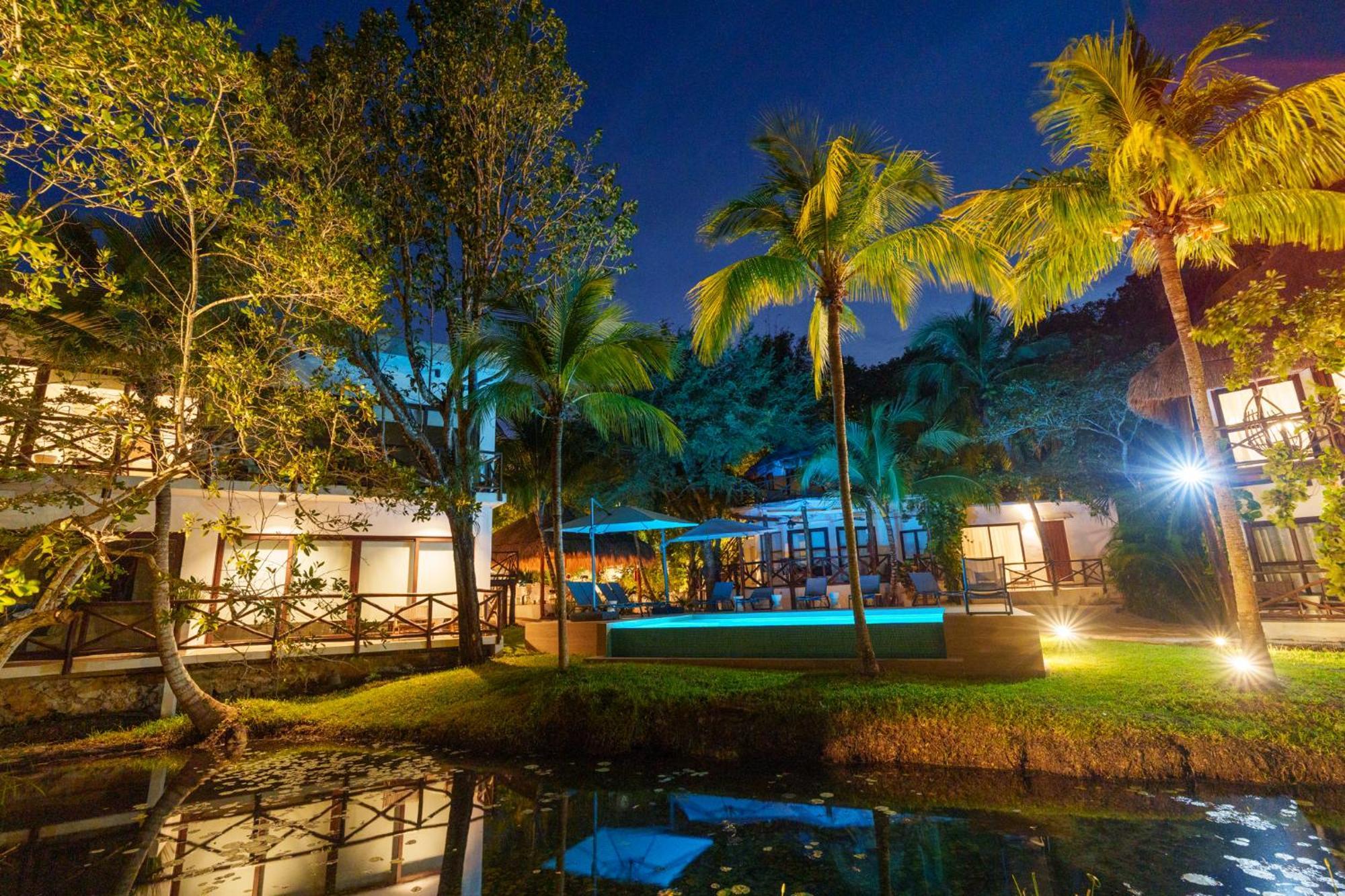 Hotel Azulea & - Lagoon Front (adults Only) 5*